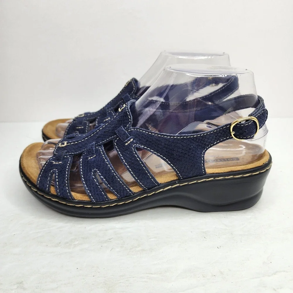 Clarks Collection Wedge Sandals Womens 6.5 Navy Blue Snakeskin Strappy Slingback